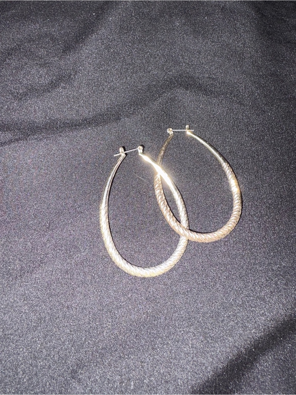 Classic Silver Twisted - Oval Hoop Earrings - Women Jewelry